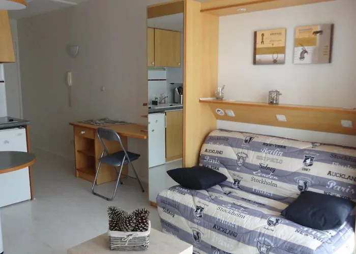 Studio, Terrasse, Piscine, Plage, Les Minimes